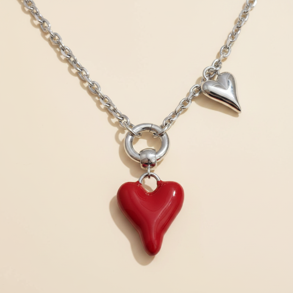Evelisse Heart Necklace — Silver