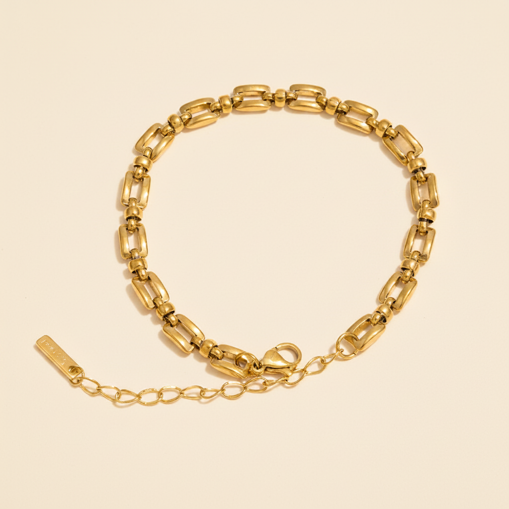 Evelina Chain Bracelet — Gold